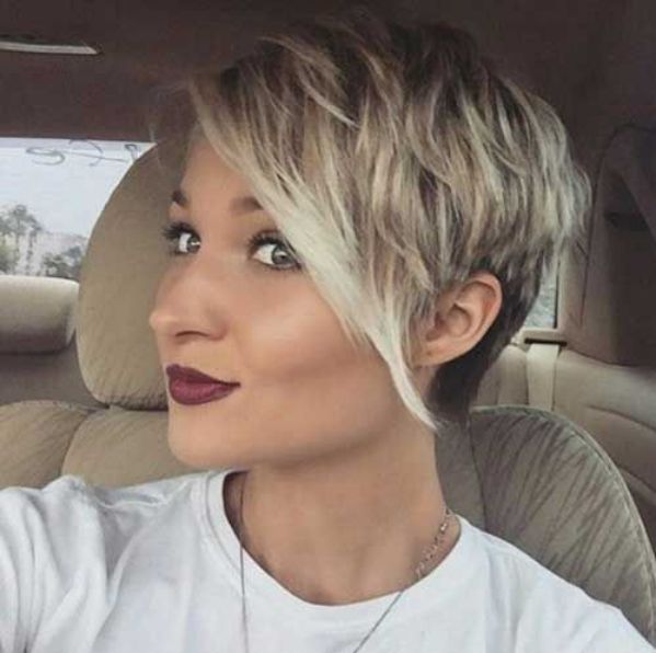 cabello corto de lado