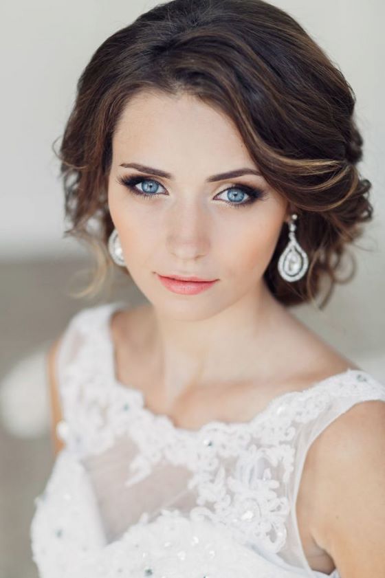 cabello recogido para novia