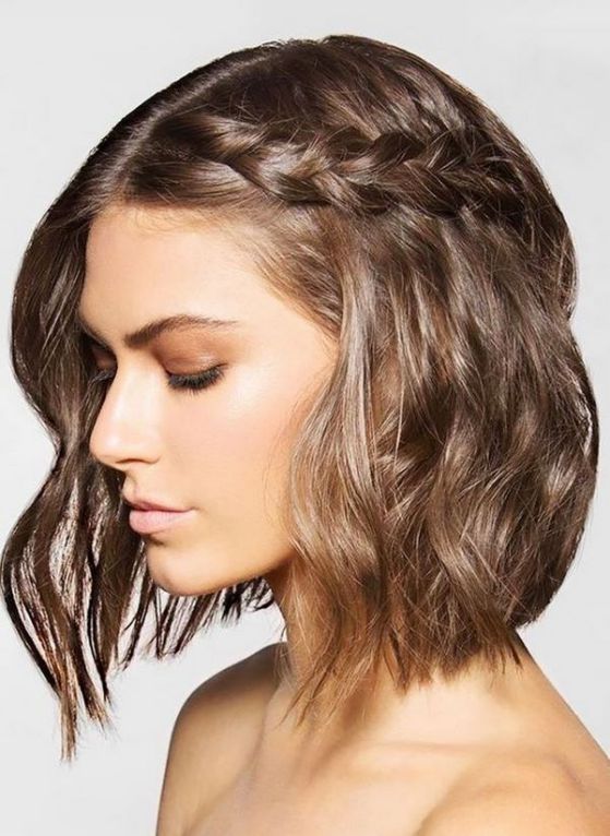 peinado en caida de agua para cabello corto