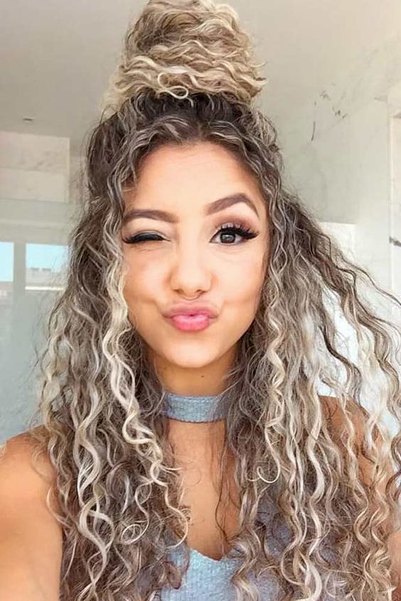 Peinados Cabello Rizado Largo (4)