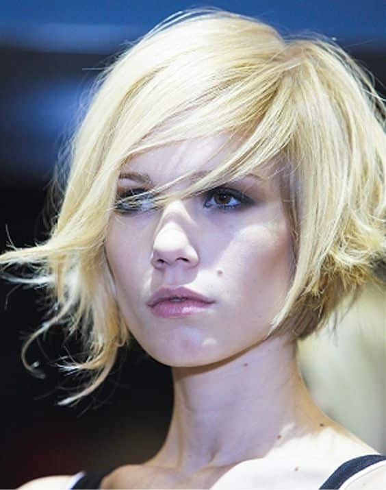 Corte Bob Corto Asimetrico (1)